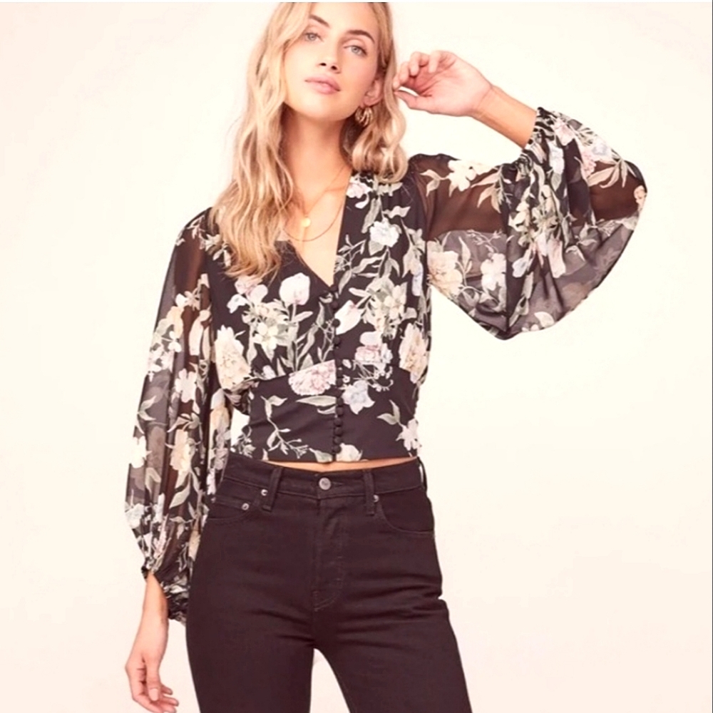 ASTR The Label Volume Sleeve Floral Top